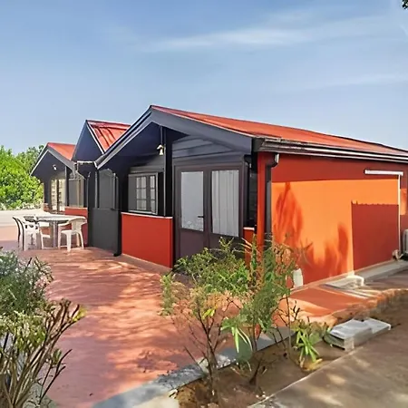 - Garden בקתה Vaccarizzo-Delfino