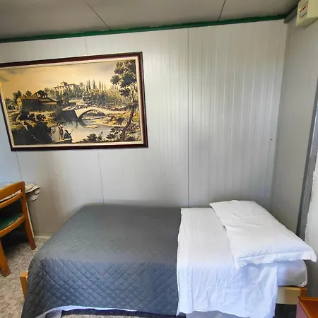 - Garden בקתה Vaccarizzo-Delfino